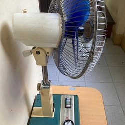 Quạt đứng National bộ đội có số ngủ cánh 30 .Cổ cánh đẹp 471121