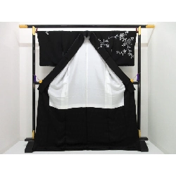 Áo kimono thăm viếng có thêu bạc - Hàng hiệu Authentic 876698