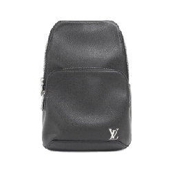 Túi đeo chéo Louis Vuitton Taiga Avenue M30443