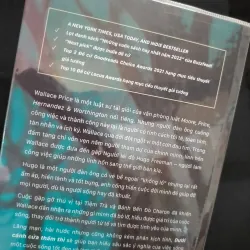 DƯỚI CÁNH CỬA THẦM THÌ - TJ KLUNE 973452