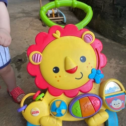 Xe tập đi fisher price còn mới