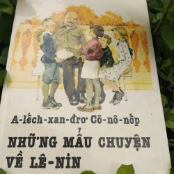 Những mẩu chuyện về Lênin của A lếch xanđrơ Cô rô nốp