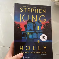 Holly (Tù nhân dưới tầng hầm)