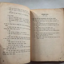 Cách dùng giới từ Anh ngữ - Trần Văn Điền 721073