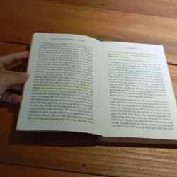 Những người khổng lồ bé nhỏ 577027