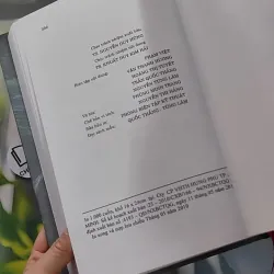 [MIỄN PHÍ BỌC SÁCH] Về đại thắng mùa xuân năm 1975... 990216