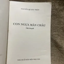 Con ngựa Mãn Châu - Nguyễn Quang Thân - 700 trang  712436