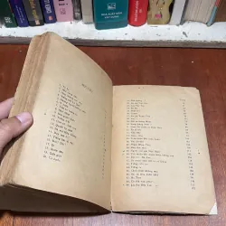 [Sách Thiếu Trang] - II Sách Xưa: Thơ _ Tố Hữu - 1976 796269