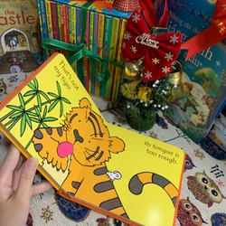 Sách ngoại văn That's Not My Tiger, Board Book, Used, sờn gáy 359712