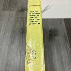 Tích hợp đa văn hoá đông tây cho một chiến lược giáo dục tương lai. 8b2 738673