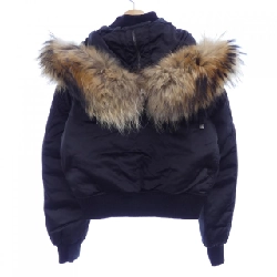 Áo khoác lông vũ MONCLER 638954