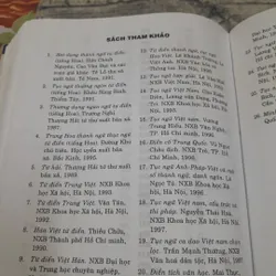 Từ điển tục ngữ Hán Việt. Lê Khánh Trường. bản in năm 2002 592294