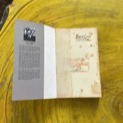 NGƯỜI TÌNH TRẺ TRONG TỬ CẤM THÀNH - RENE LEYS 937470