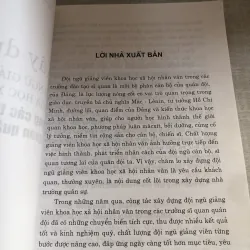 Xây dựng đội ngũ giảng viên khoa học xã hội nhân văn 782763