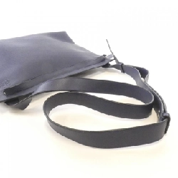 Túi đeo vai Loewe Tee Messenger 316 36 P37 - Hàng hiệu Authentic 776509