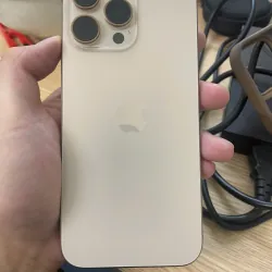 Điện thoại iPhone 16 Pro Max 256GB chính hãng màu vàng hình chữ nhật 589801