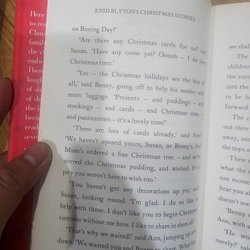 Christmas stories (Sách tiếng anh bìa cứng) 528061