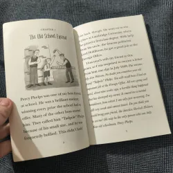 The Naval Treaty - Arthur Conan Doyle (Retold by Alex Woolf) 754579