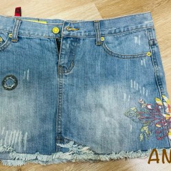 Chân váy jeans S-002 - hiệu Cody Blue - size M (eo 80- dài 33) - mới 99%