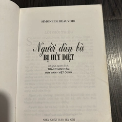 Người đàn bà bị huỷ diệt  319816