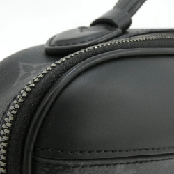 Túi đeo chéo Louis Vuitton Monogram Eclipse M42906 - Hàng hiệu chính hãng 776469