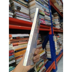 Búp bê nhỏ xíu và chàng khổng lồ - Dương Thụy 120489