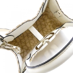 Túi xách Valentino Garavani 4W2B0M55AFR - Hàng hiệu Authentic 805139