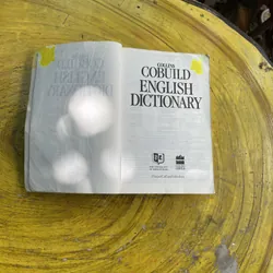 COLLINS COBUILD ENGLISH DICTIONARY HELPING LEARNERS WITH REAL ENGLISH  576397