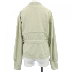 Moncler MONCLER 10938G00037 Áo khoác 627603