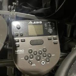 Bàn Trống Yamaha Electronic NITRO Alesis Mesh Kit mới 90% 693493