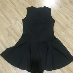 Đầm nữ Lovito màu đen 716907