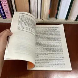 II Sách Khoa Học: Đi Tìm Nền Tảng Khoa Học Tự Nhiên - Nguyễn Thành Hưng - 2001 569559