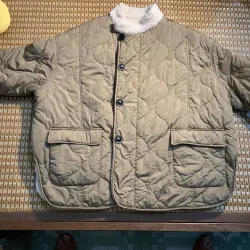 Áo khoác phao trần tràm