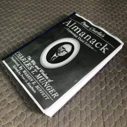 sách Sổ tay niên giám của Charlie Munger ( Poor Charlie’s Almanack ) bản dịch Tiếng Việt