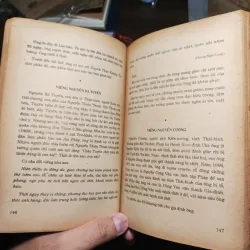 Câu Đối Việt Nam - Phong Châu 1023257