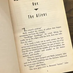 The Boys Start the War & The Girls Get Even 972848