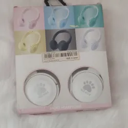 Thanh lý tai nghe chân mèo có dây 995796