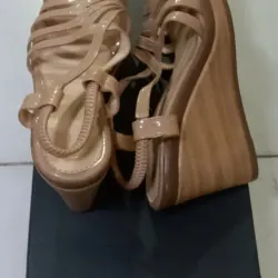 Giầy đế xuồng size 39 936224