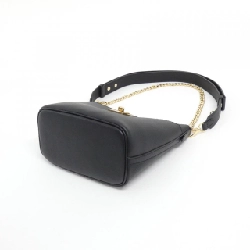 Túi đeo vai Louis Vuitton Lock & Walk M24006 608742