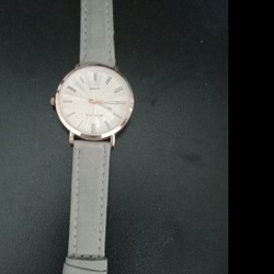 Đồng hồ đeo tay MSTIANQ màu xám be ( hết pin)