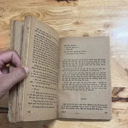 II Sách Xưa: Hãy Để Ngày Ấy Lụi Tàn - GIÊRƠN GOĐƠN - 1982 680695