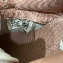 Giày thể thao Nike màu nâu, trắng hình dáng năng động 746989