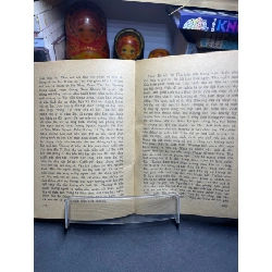 Đối mặt 1993 mới 50% ố vàng nặng Nhiều tác giả HPB0906 SÁCH VĂN HỌC 915168