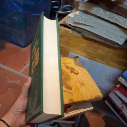 Đại việt sử ký tiền biên 932936