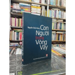 Con Người Trong Vòng Vây - Nguyễn Chấn Hùng 121865