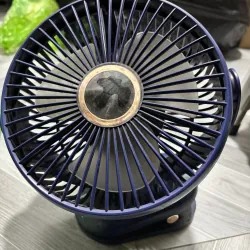 Quạt kẹp mini tiện ích 