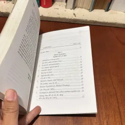 II Sách Kinh Tế: Các Khái Niệm Cơ Bản Về Kinh Tế (Sách Song Ngữ Anh Việt) - 2010 778194