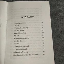 ÁNH SÁNG THẾ GIAN 517731