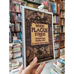 WHEN PLAGUE STRIKES : The Black Death, Smallpox, AIDS - James Cross Giblin 270944