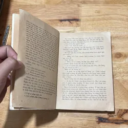 II Sách Xưa: Vàng Lửa (Truyện) - Văn Dân - 1978 694106